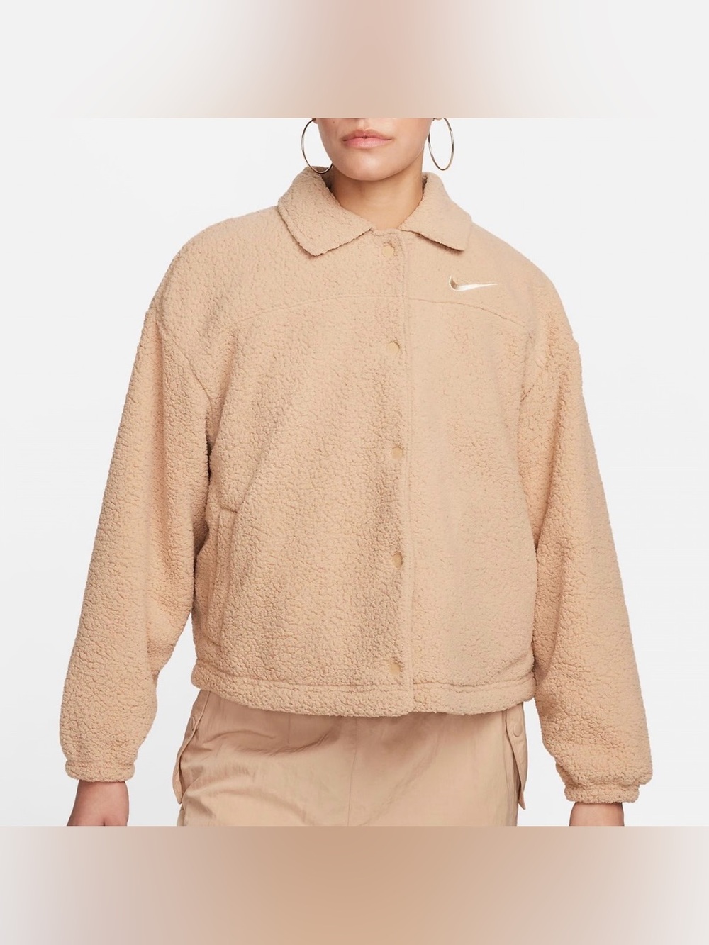 Nike Cozy Collared Sherpa Jacket in Sand Women’s Large